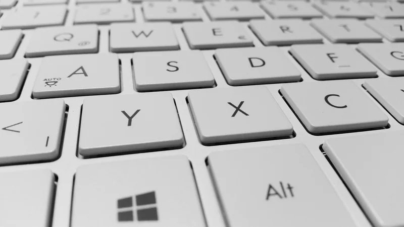 L'interface avec le monde : écran, clavier et connexions