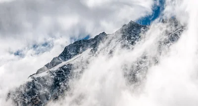 Comment l'altitude influence les performances de votre smartphone en 2026